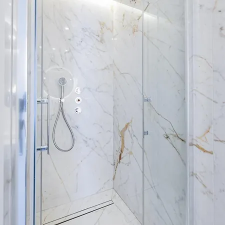 Premium-new-mobility Lease-paris 16th-2 Bedrooms Lägenhet Paris
